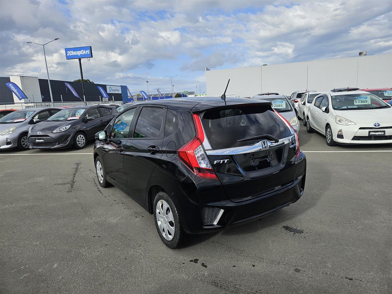 2013 Honda Fit Jazz Hybrid Late Shape