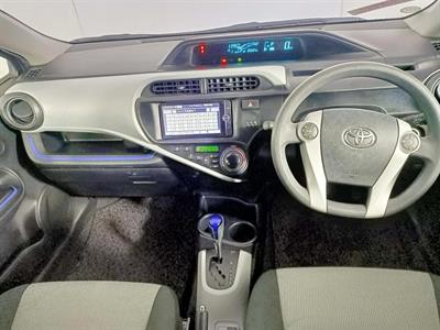 2013 Toyota Aqua Hybrid