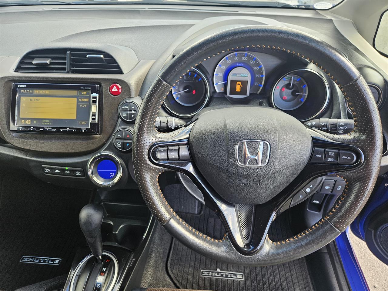 2012 Honda Fit Jazz Shuttle Hybrid