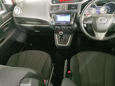 2013 Mazda Premacy 