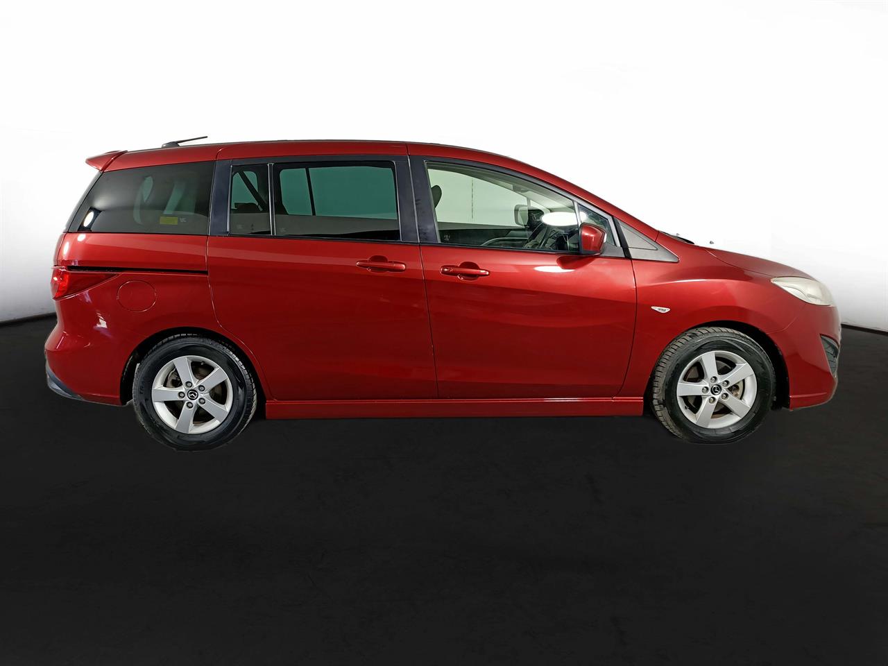 2013 Mazda Premacy 