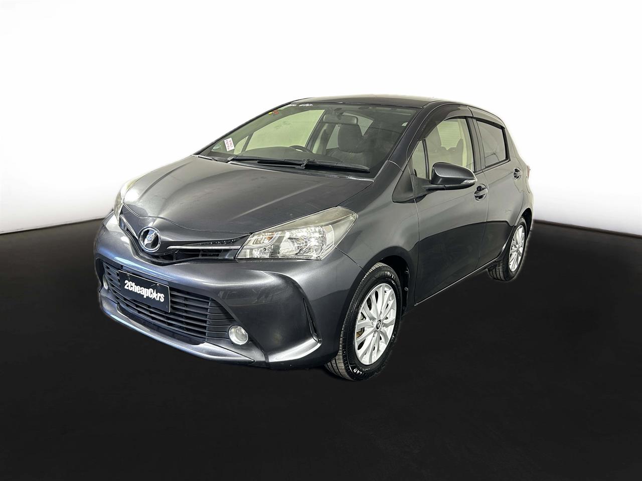 2014 Toyota Vitz 