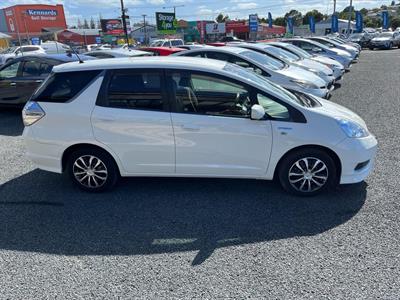 2014 Honda Fit Shuttle Hybrid