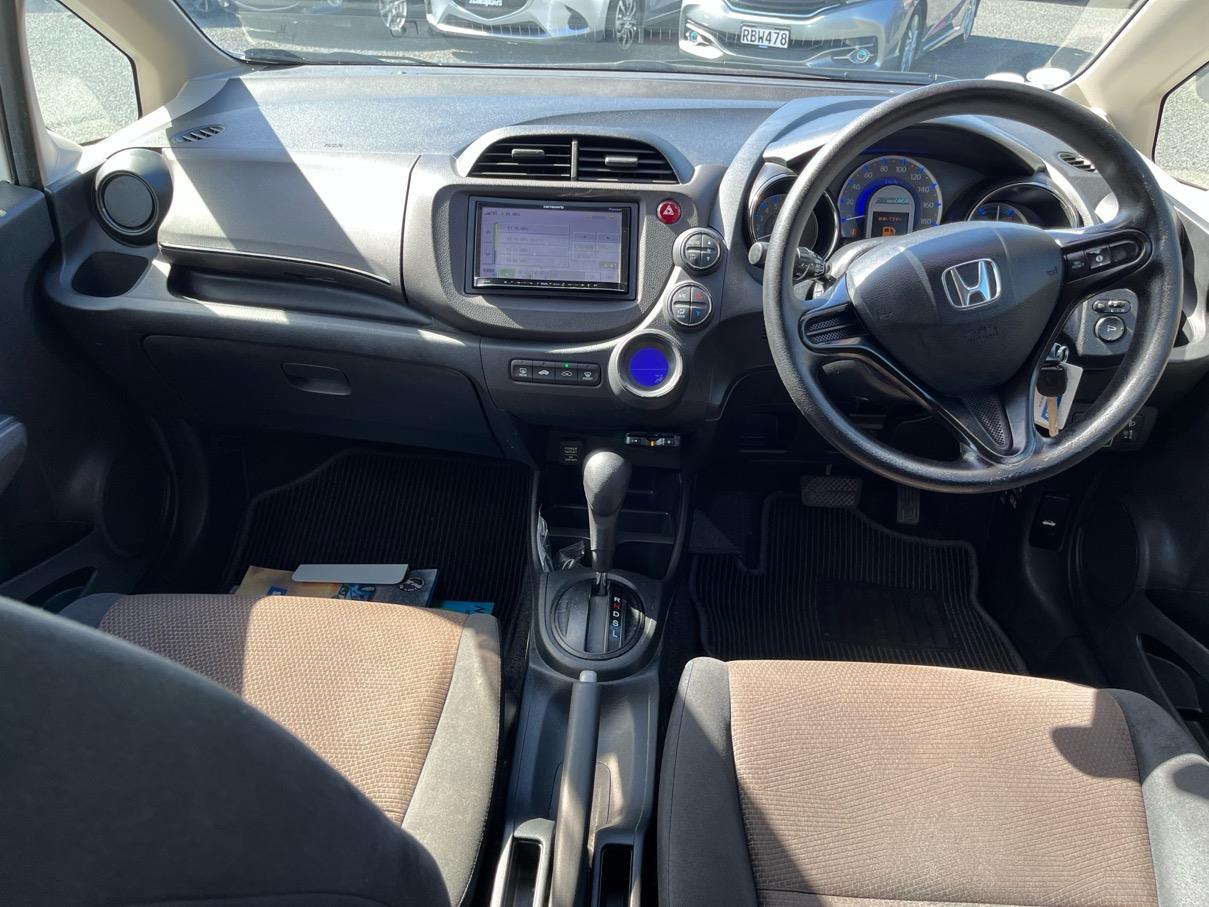 2014 Honda Fit Shuttle Hybrid