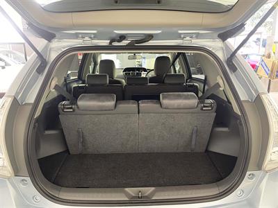 2012 Toyota Prius Alpha 7 Seats