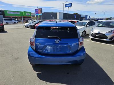 2013 Toyota Aqua Hybrid