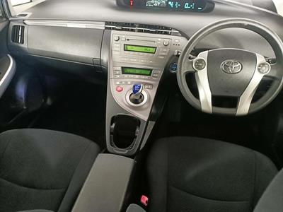 2013 Toyota Prius Hybrid