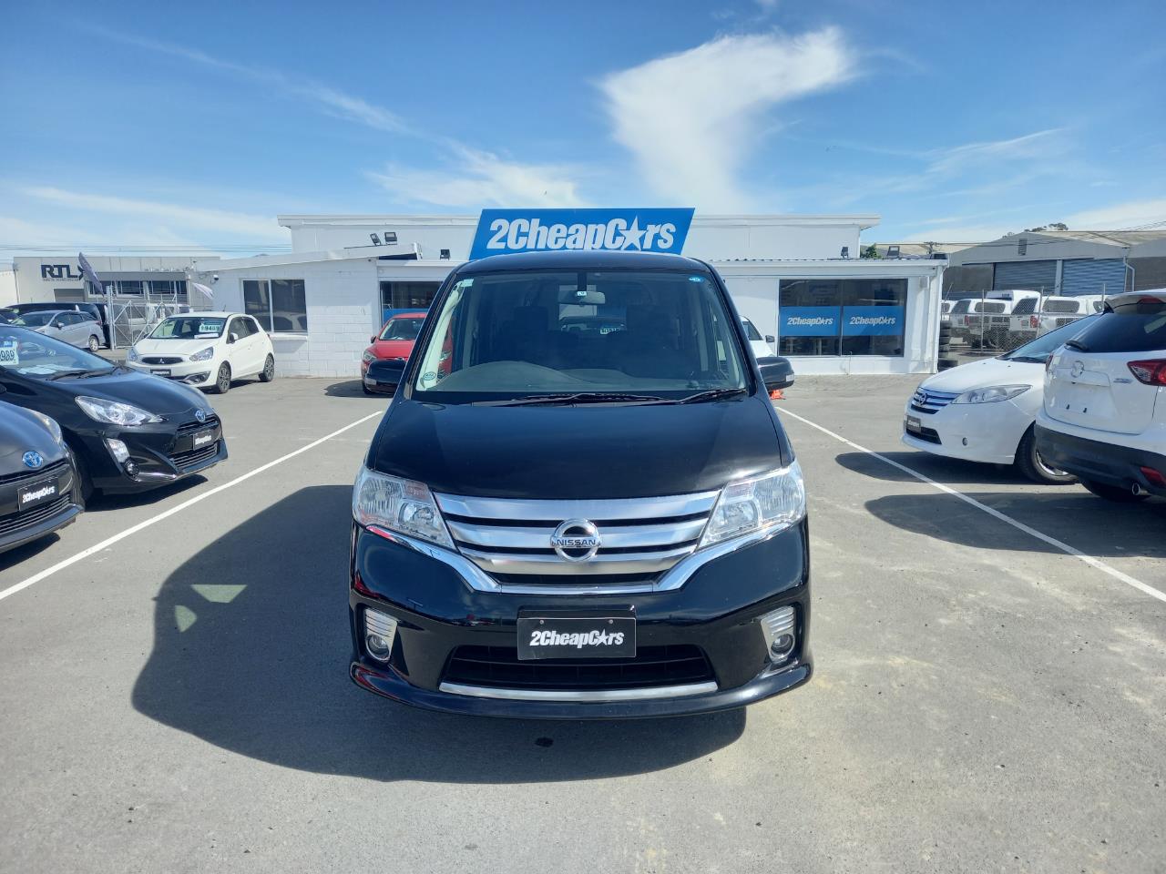 2013 Nissan Serena Hybrid