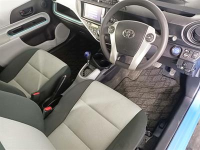 2013 Toyota Aqua Hybrid