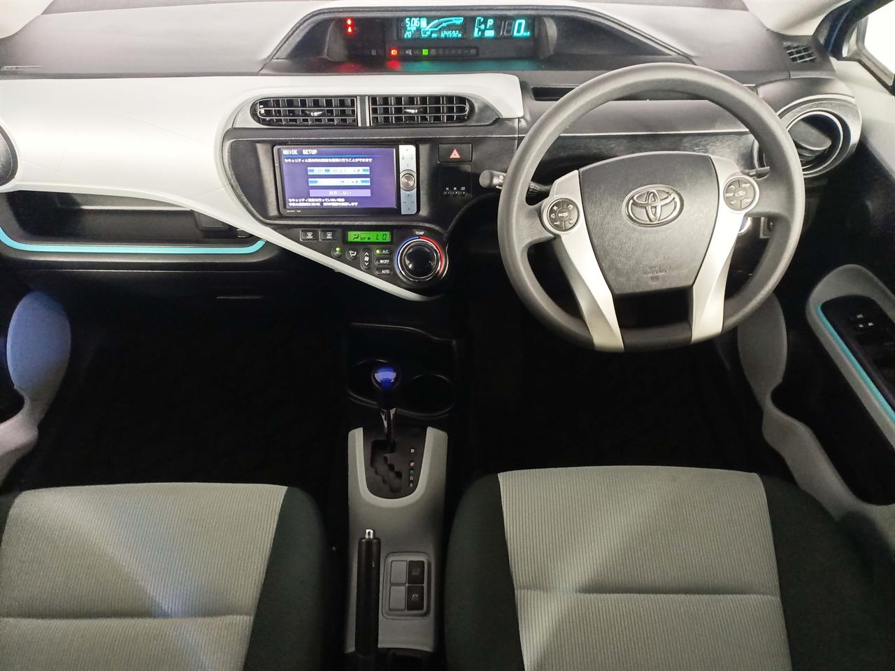 2013 Toyota Aqua Hybrid