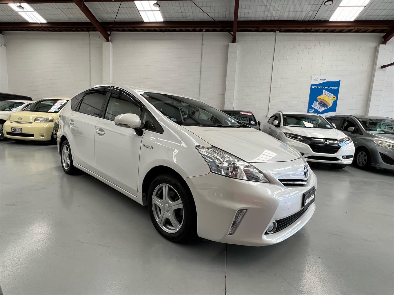 2013 Toyota Prius Alpha 7 Seats