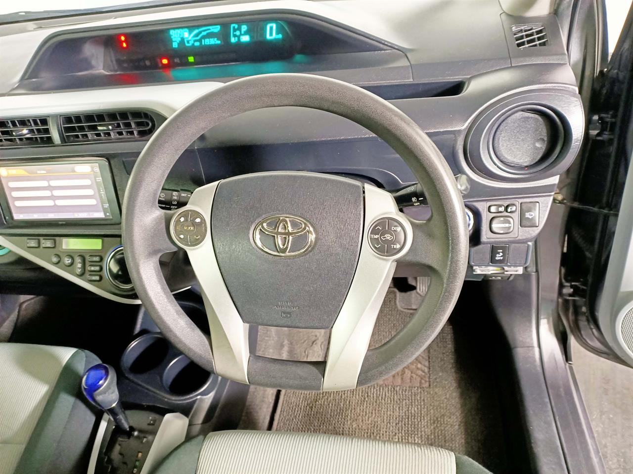 2012 Toyota Aqua Hybrid