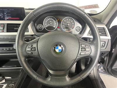 2013 BMW 320i 