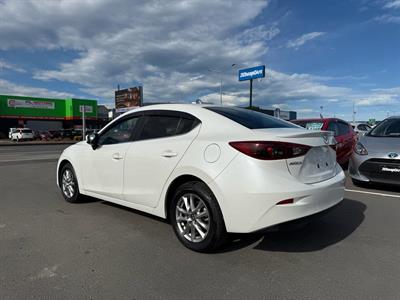 2014 Mazda Axela 3 Hybrid