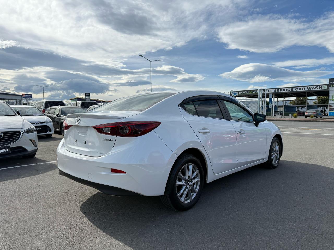 2014 Mazda Axela 3 Hybrid