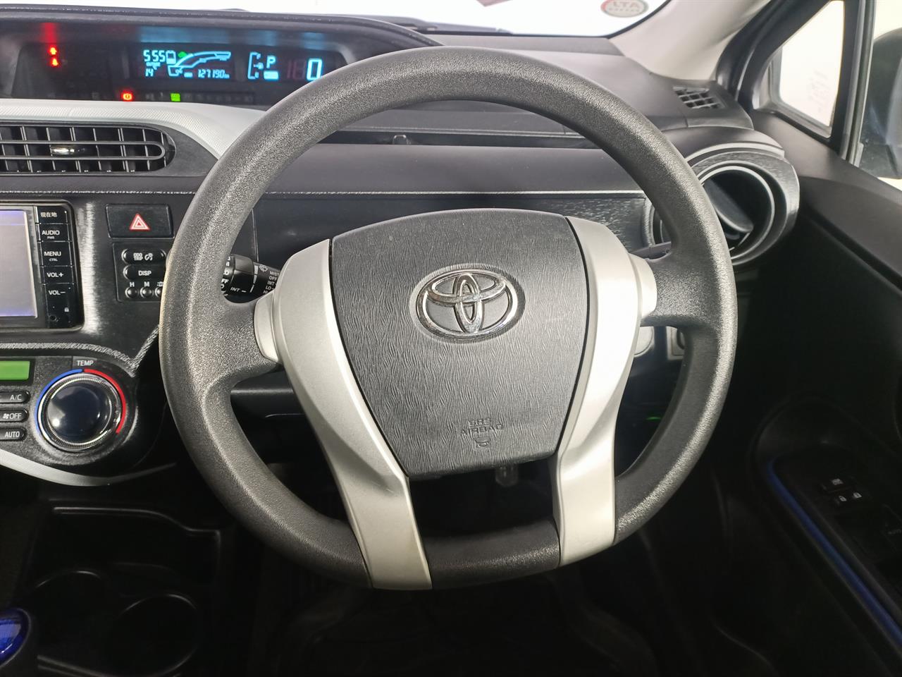 2014 Toyota Aqua Hybrid