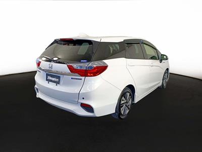 2017 Honda Fit Shuttle Hybrid Facelift