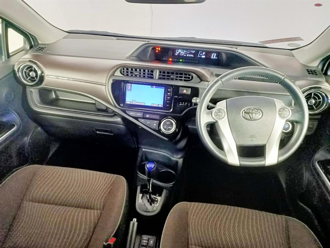 2015 Toyota Aqua Hybrid