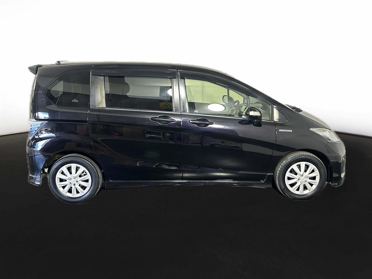 2012 Honda Freed Hybrid