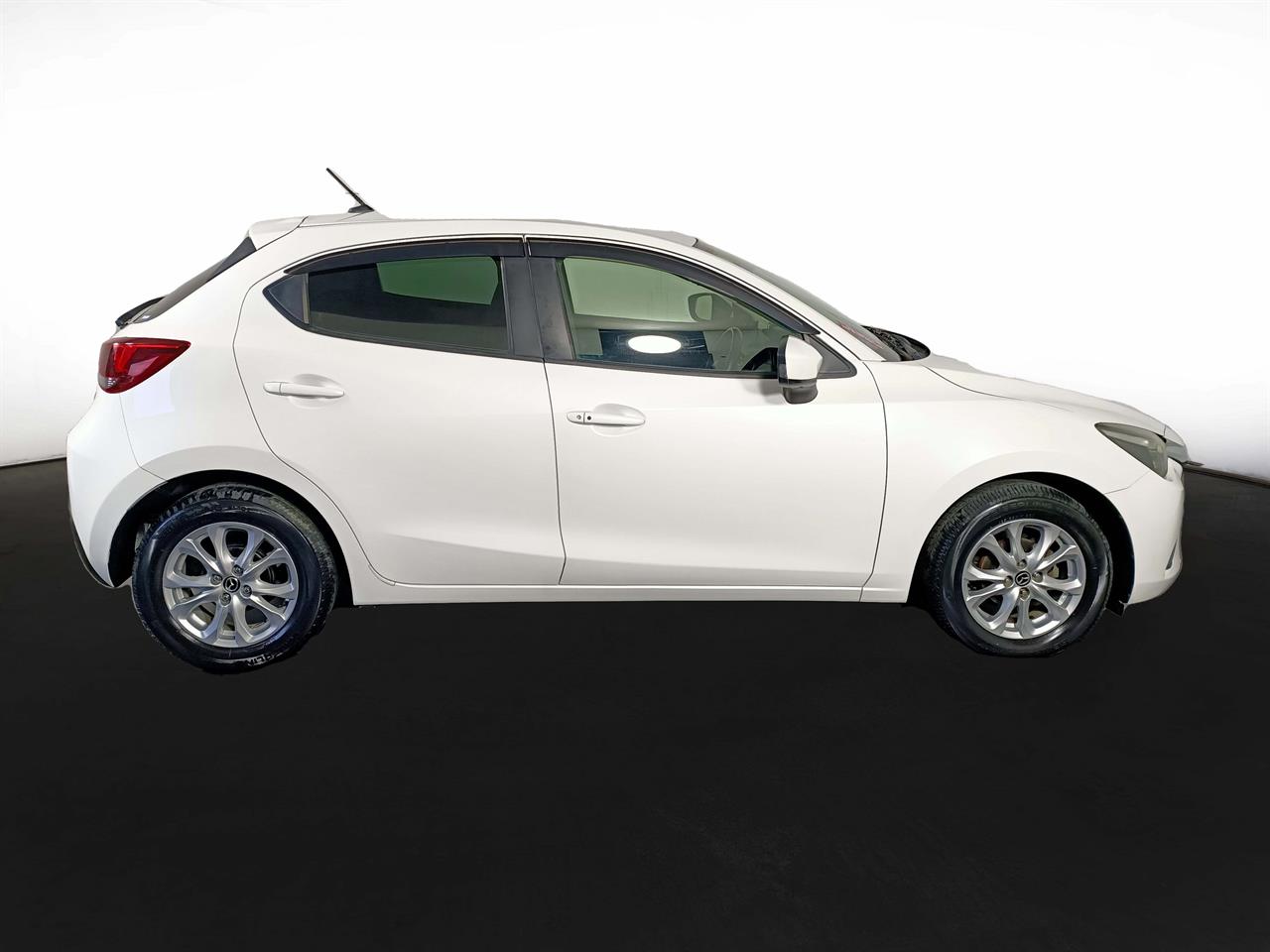 2015 Mazda Demio 2 New Shape Skyactive