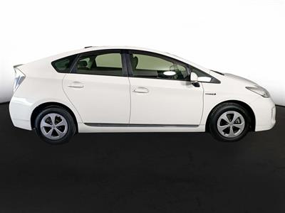 2014 Toyota Prius Hybrid