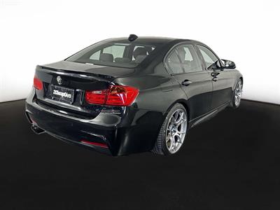 2014 BMW 320i M SPORTS