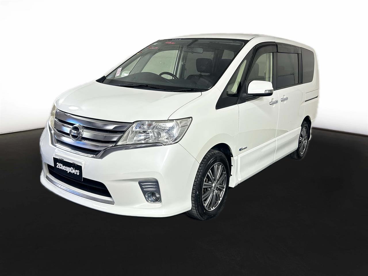 2013 Nissan Serena Hybrid