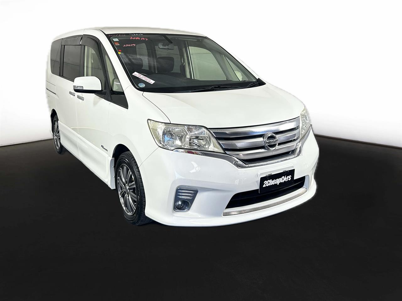 2013 Nissan Serena Hybrid