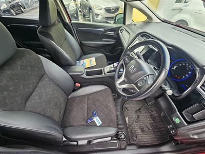 2015 Honda Fit Shuttle Hybrid Facelift