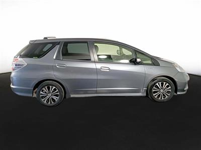 2014 Honda Fit Jazz Shuttle Hybrid