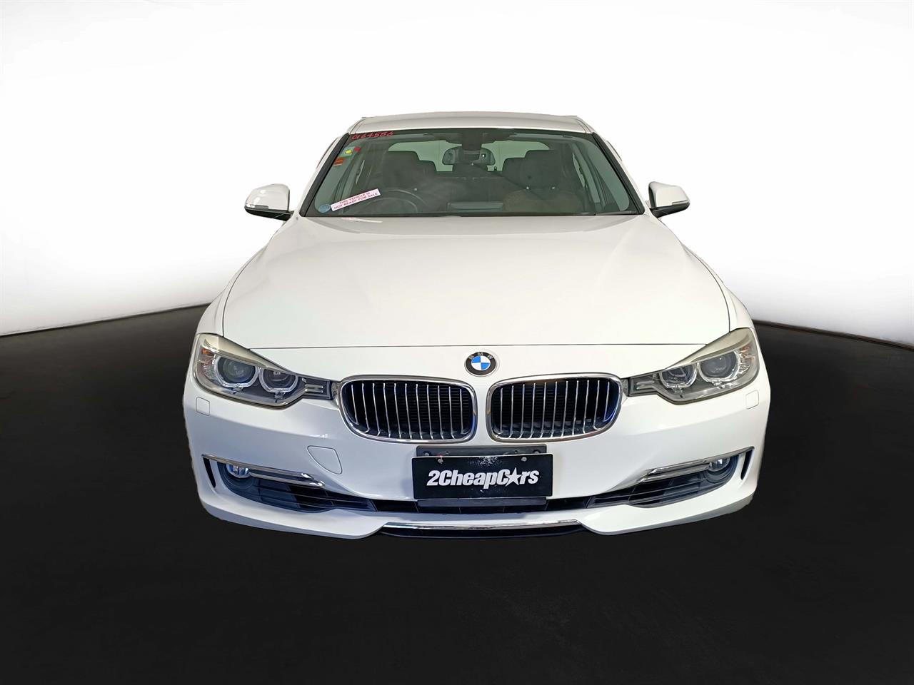 2012 BMW 320i Luxury