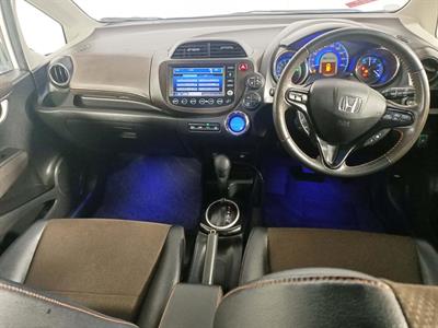 2012 Honda Fit Shuttle Hybrid