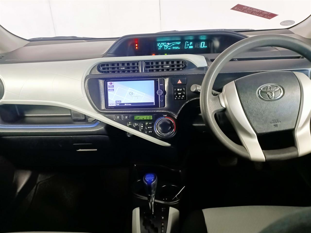 2013 Toyota Aqua Hybrid