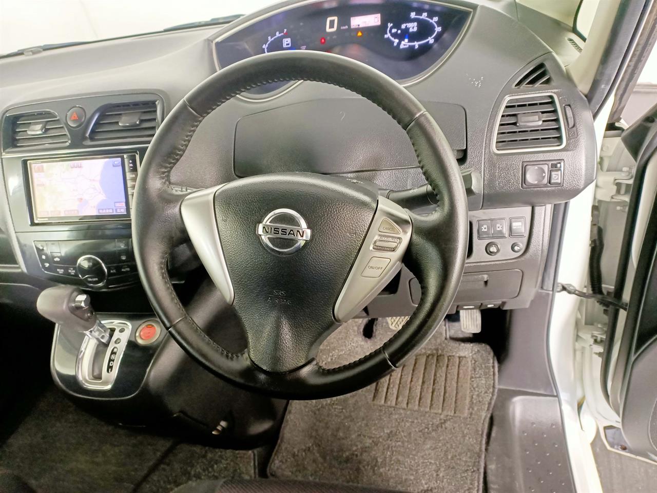 2012 Nissan Serena 