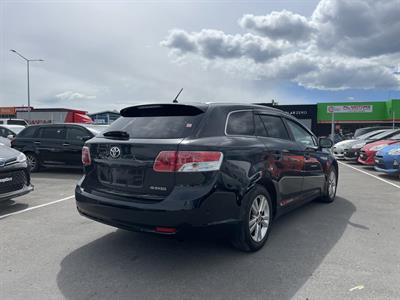 2012 Toyota Avensis 