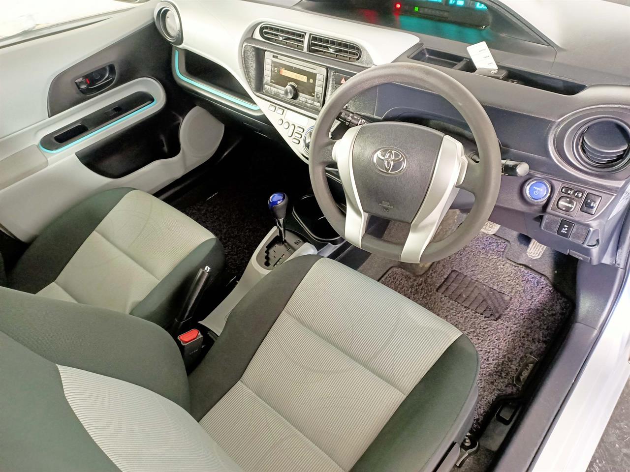 2012 Toyota Aqua Hybrid