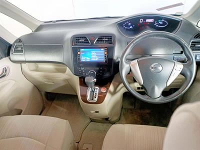 2012 Nissan Serena 