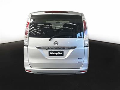 2012 Nissan Serena 