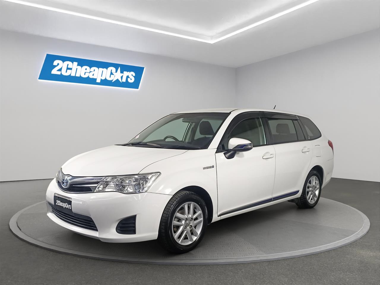 2013 Toyota Corolla Fielder Hybrid