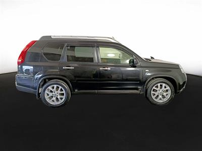 2013 Nissan X-TRAIL 