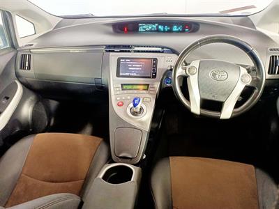 2013 Toyota Prius G Touring Leather PKG