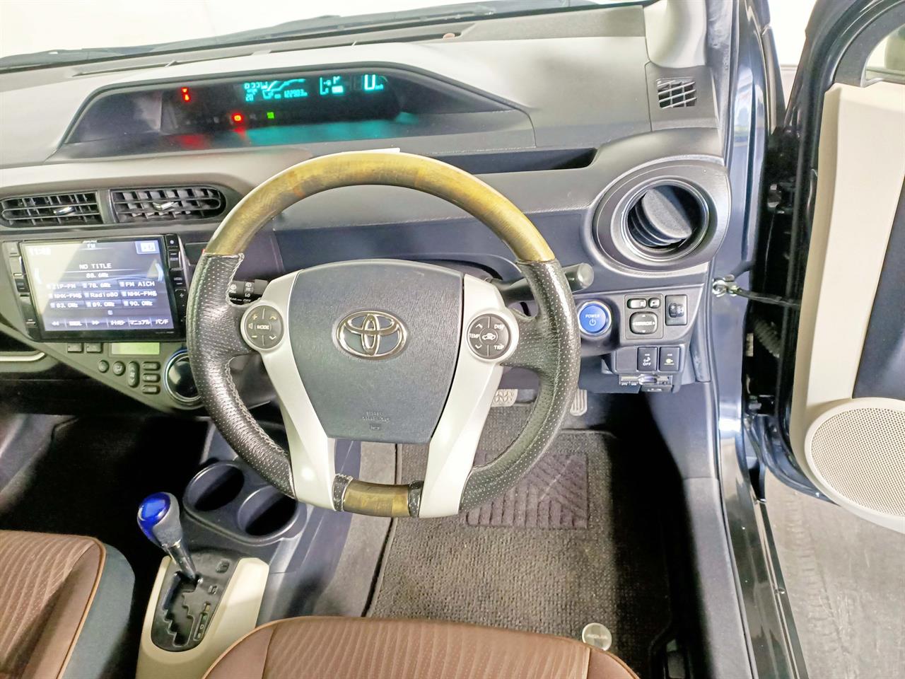 2013 Toyota Aqua Hybrid