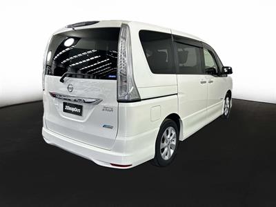 2013 Nissan Serena Hybrid