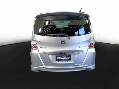 2011 Honda Freed Hybrid