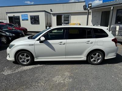 2013 Toyota Corolla Fielder Hybrid Aero Tourer