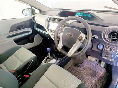 2012 Toyota Aqua Hybrid