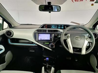 2012 Toyota Aqua Hybrid