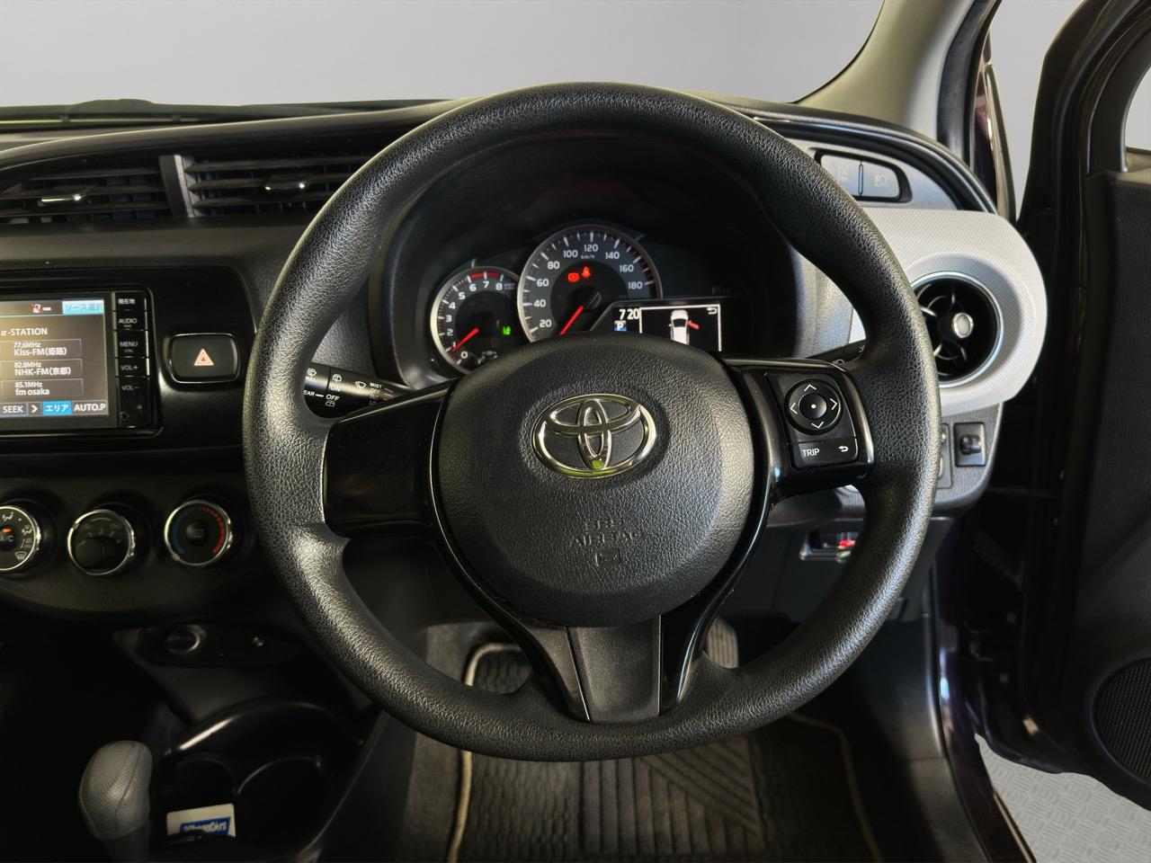 2015 Toyota Vitz 