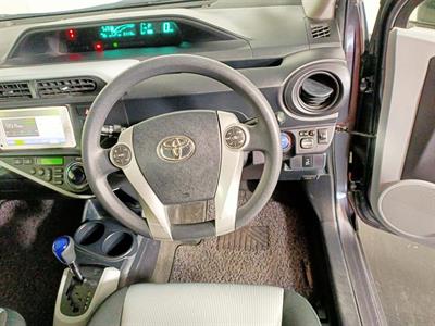 2012 Toyota Aqua Hybrid