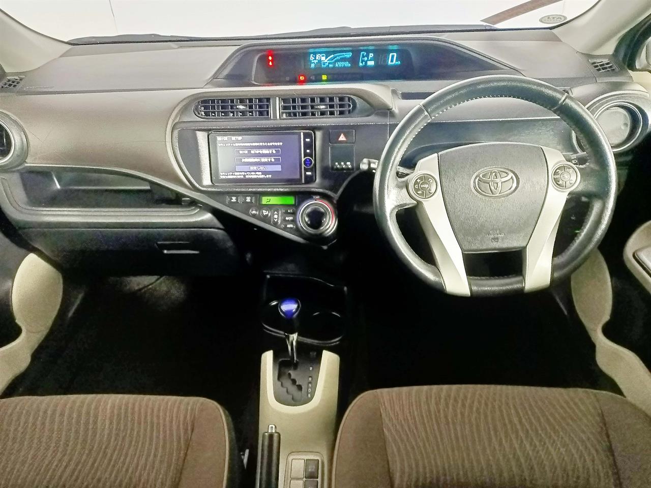 2013 Toyota Aqua Hybrid